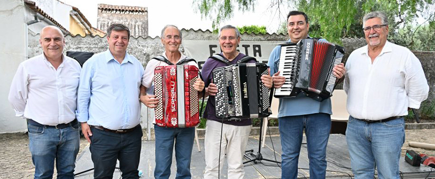 Acordeão nas Freguesias" anima Festa de São Matias acordeao s matias